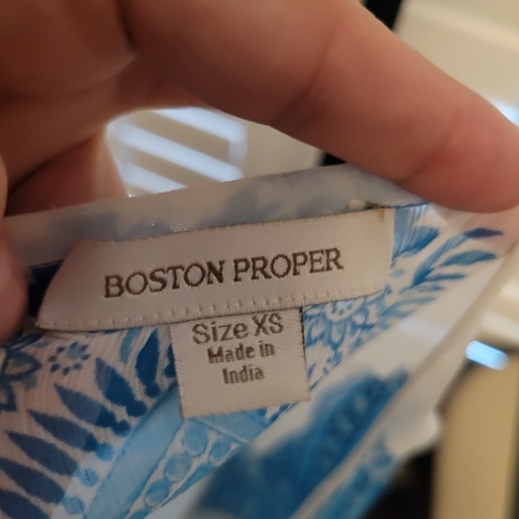 Tunic - Picture 2 of 3